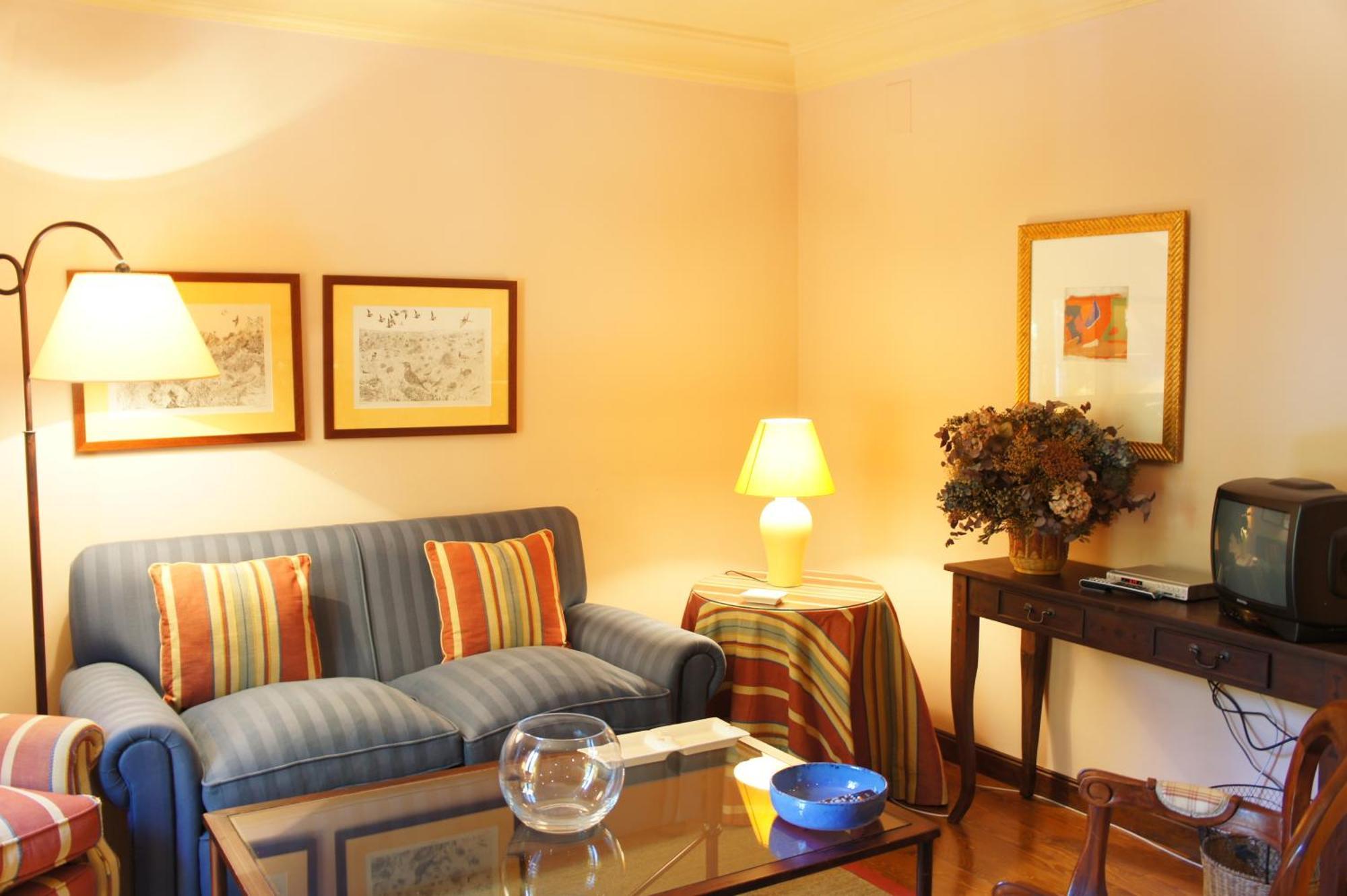 סגוביה Casavillena Apartamentos Turisticos מראה חיצוני תמונה